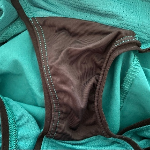 Sweaty Betty Interval Run Shorts in Dark Lake Blue XL - Picture 5 of 8